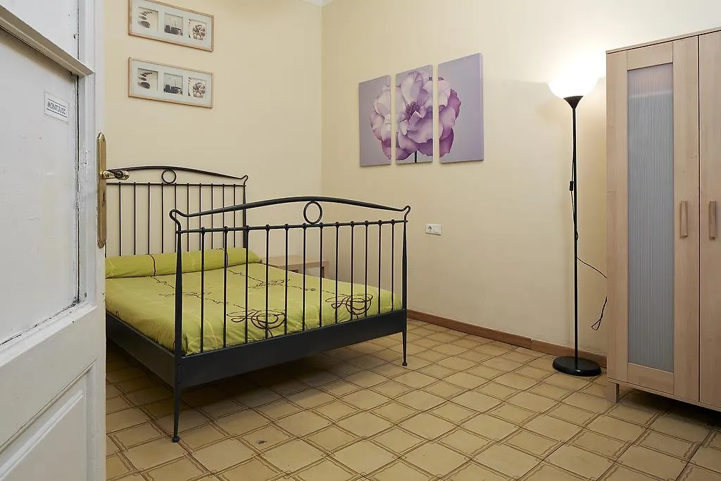 Guest house Blue Hostel Barcelona Spain